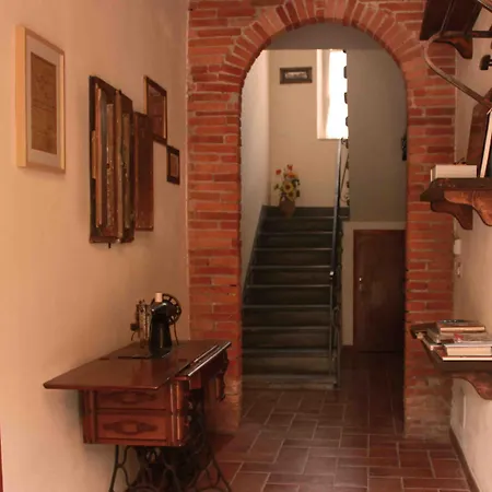 Lucca Fora Bed & Breakfast