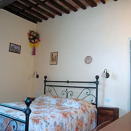 Lucca Fora فندق مبيت وإفطار 3*