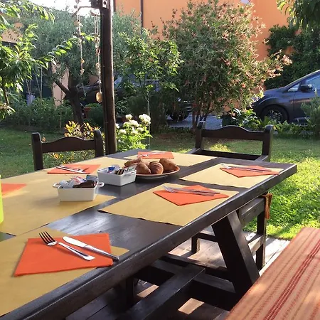 卢卡佛拉住宿加早餐旅馆 住宿加早餐酒店 卡潘诺里