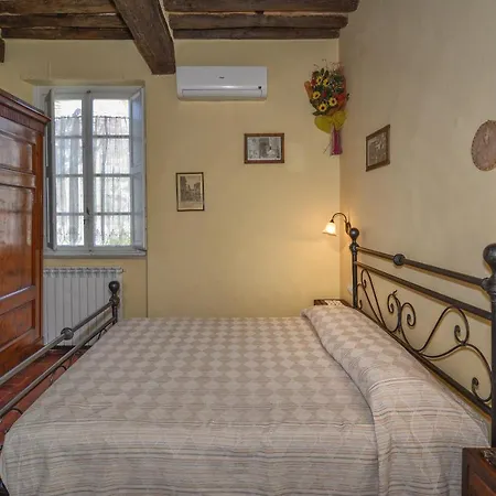 Bed & Breakfast Lucca Fora *