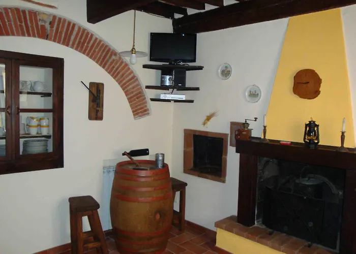 Lucca Fora 3*